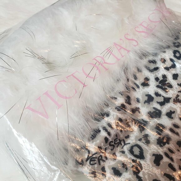 🔥RARE & HTF NEW!!! 2007 Victoria's Secret Very Sexy Snow Leopard Santa Hat - Picture 4 of 10